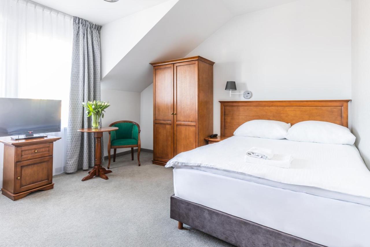 Hotel Pod Zlota Roza Kielce Eksteriør bilde