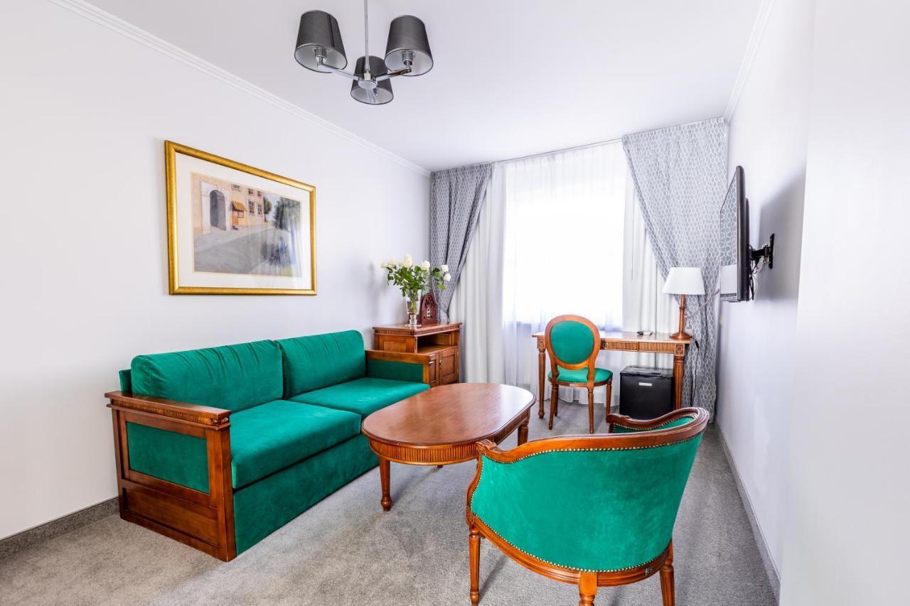 Hotel Pod Zlota Roza Kielce Eksteriør bilde