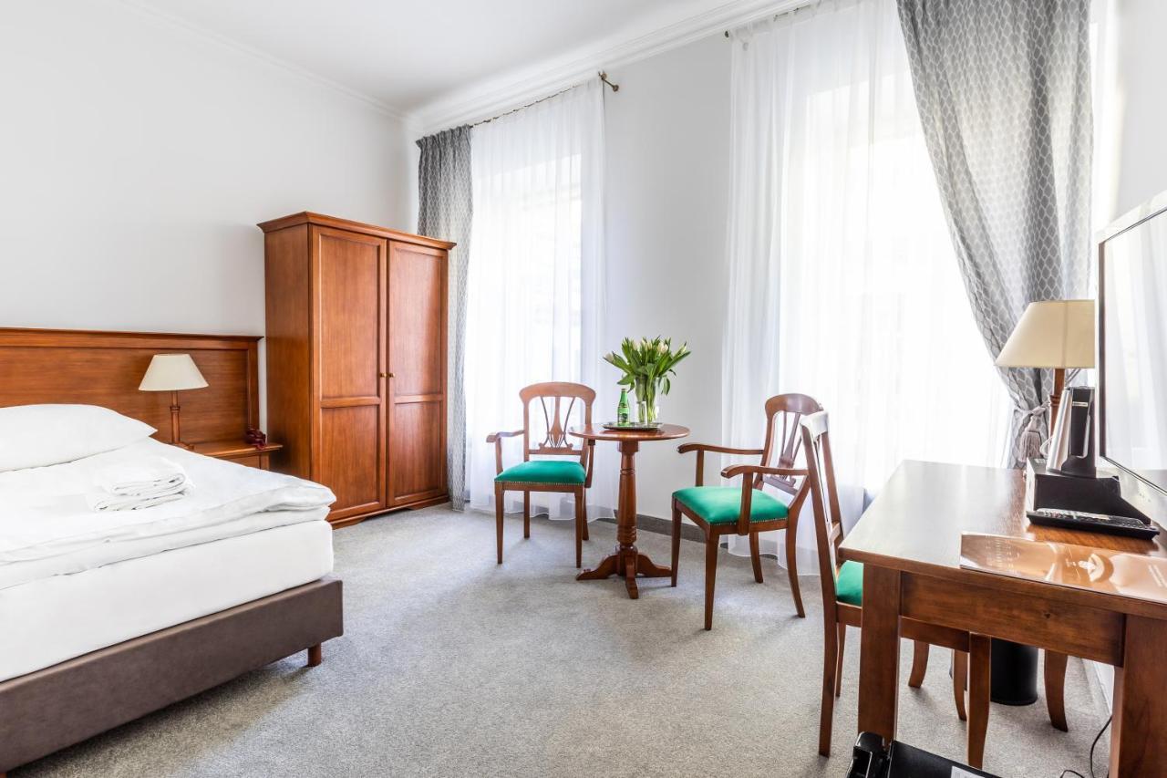 Hotel Pod Zlota Roza Kielce Eksteriør bilde