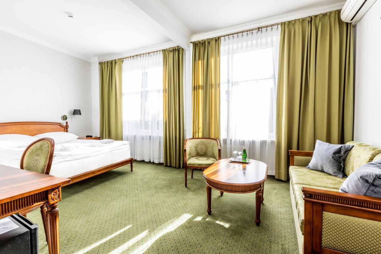 Hotel Pod Zlota Roza Kielce Eksteriør bilde