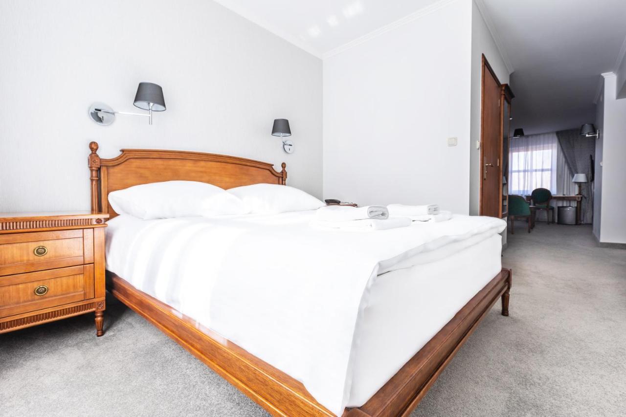 Hotel Pod Zlota Roza Kielce Eksteriør bilde