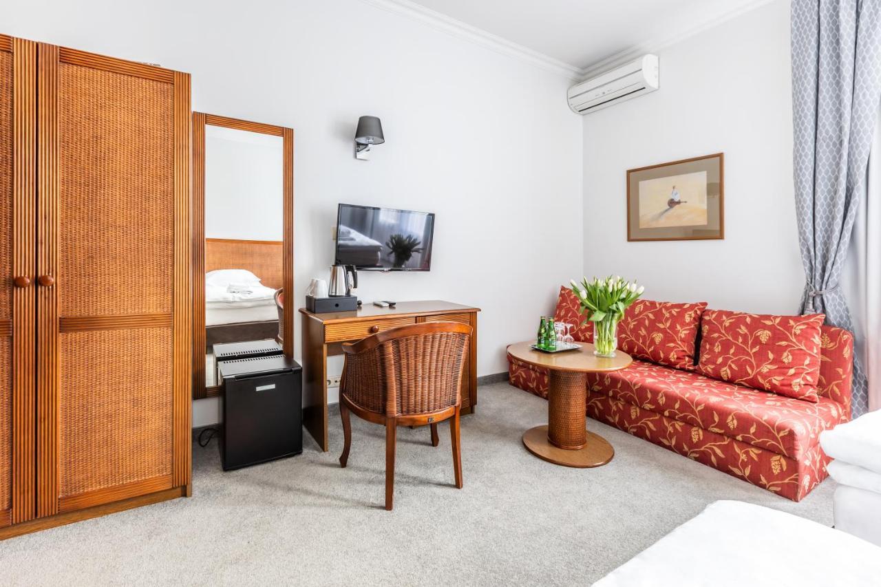 Hotel Pod Zlota Roza Kielce Eksteriør bilde
