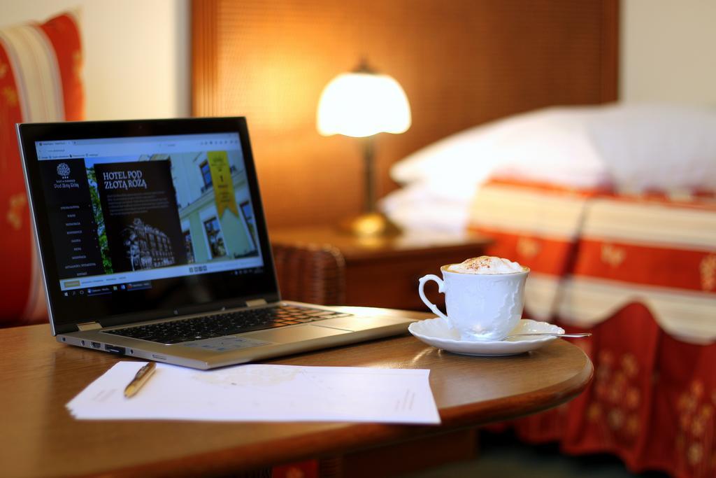 Hotel Pod Zlota Roza Kielce Eksteriør bilde